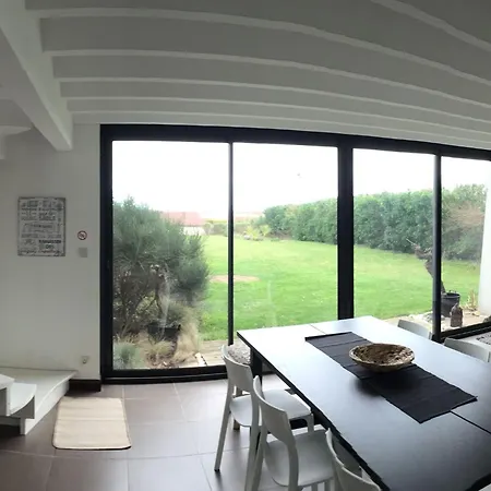 Vakantievilla Les Pres Sales - Gesalzenen Wiesen By Interhome Fermanville